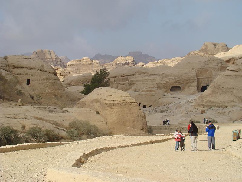 p008.jpg