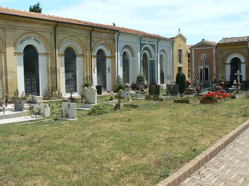 sycylia_ws_0806..jpg - Cmentarz w Montepagano (ws)