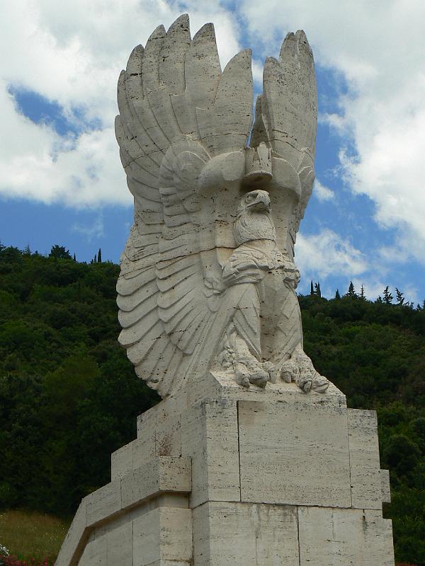 sycylia_ws_267.jpg - Cmentarz Poległych pod Monte Cassino (ws)