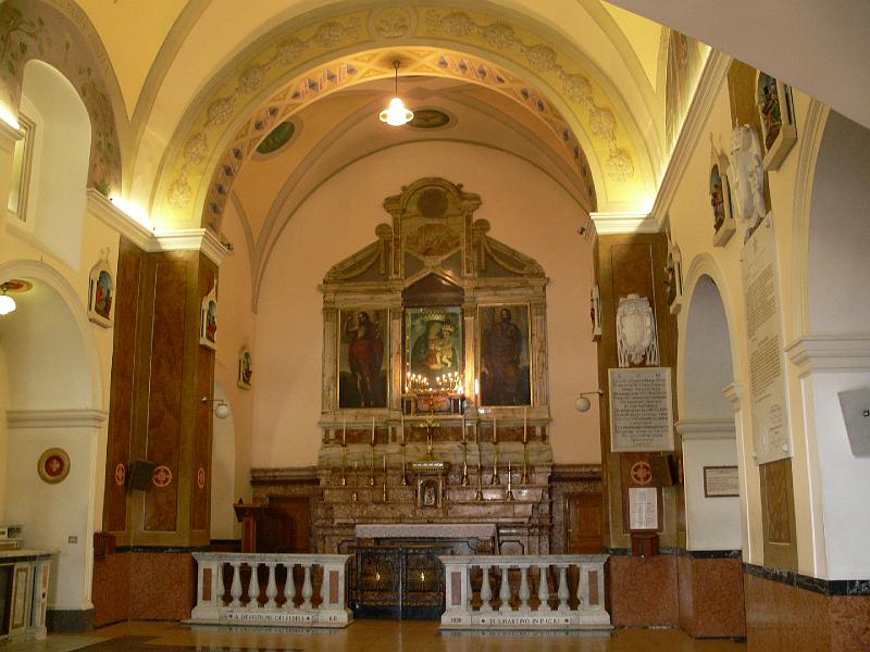 sycylia_ga_30478.jpg - San Giovanni Rotondo -stary kościół (ga)
